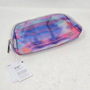 LULULEMON Everywhere Belt Bag Crossbody Prism‎ Wash Multicolor Vapor Pink Purple